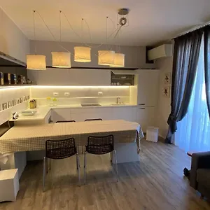 Apartment Desenzano Luxury, Desenzano del Garda